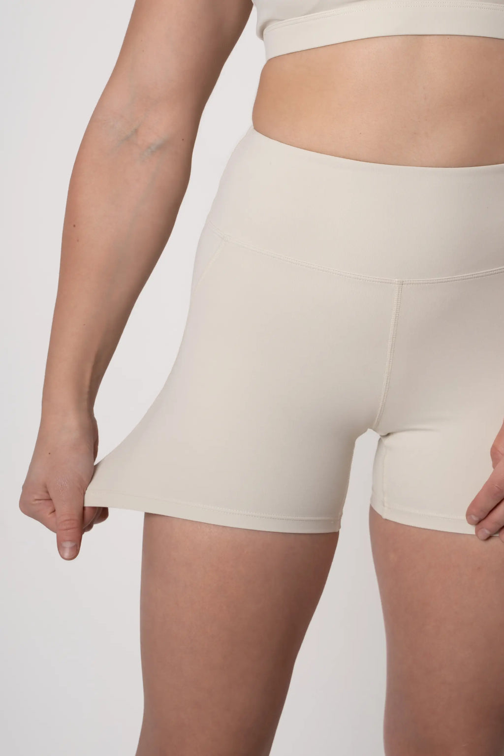 Spodenki legginsy sportowe krótkie